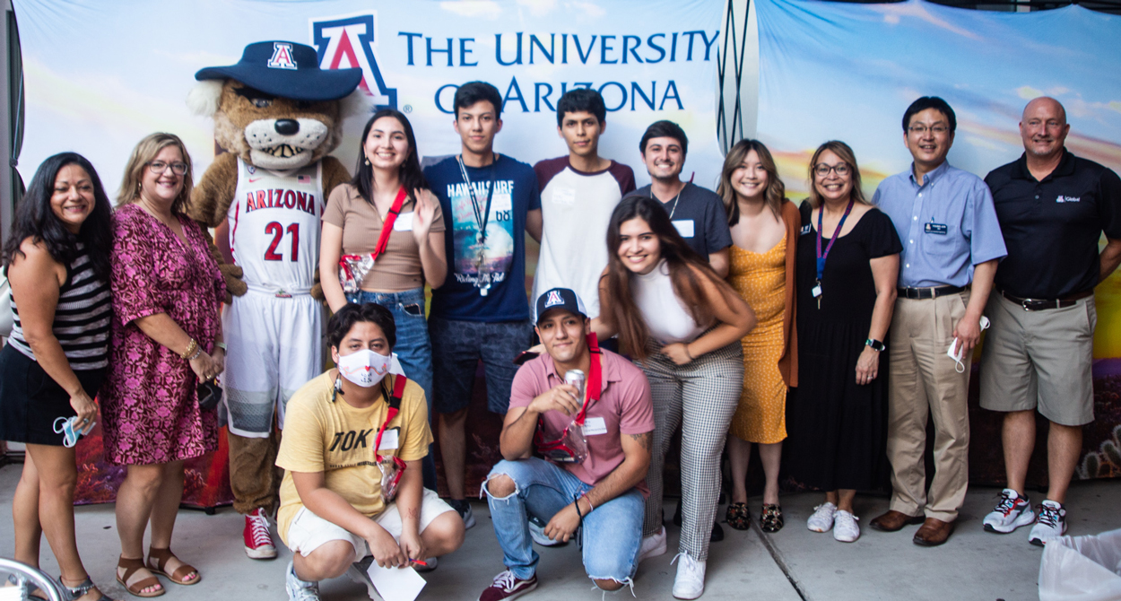 International students and Arizona Global Staff and Faculty with Wilma Wildcat at the 2021 Global Wildcat Welcome Party