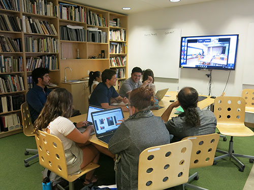 UA Hive Group Two: UA students connect virtually with their peers at the American University in Cairo
