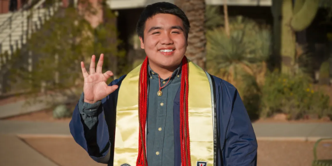 UArizona Freeman Medal winner Nguyen Dang