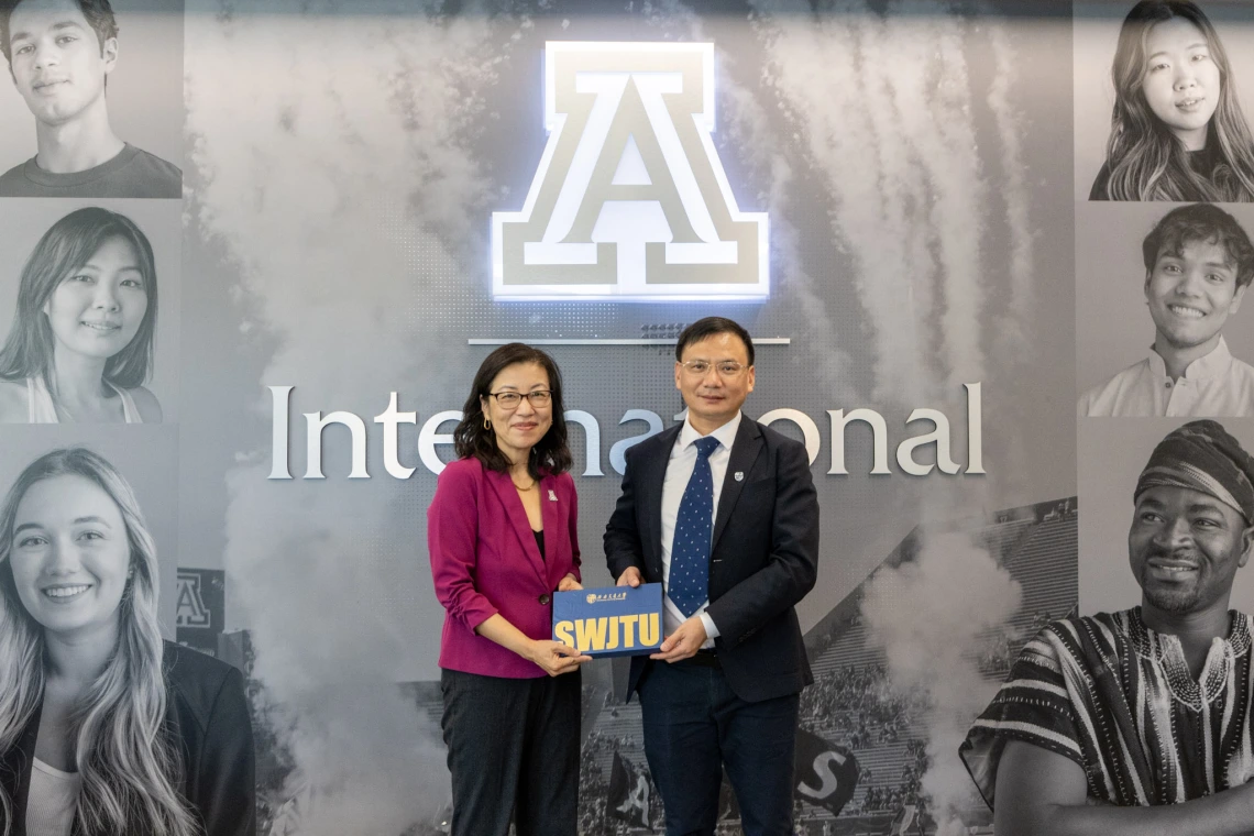 Vice President for University of Arizona International and Dean of International Education Dr. Jenny Lee and Southwest Jiaotong University Vice President Zhengyou 