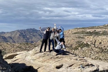 Dennis Zhuang with friends hiking in Arizona